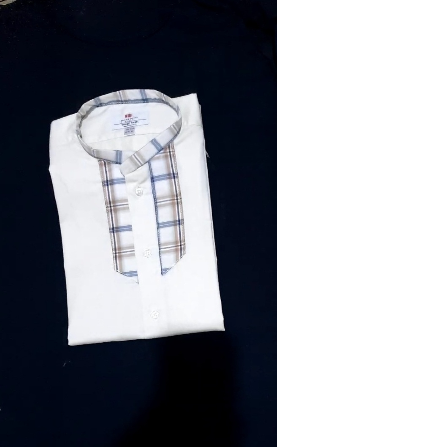 Chemise avec motif d'art 