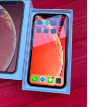 iPhone XR