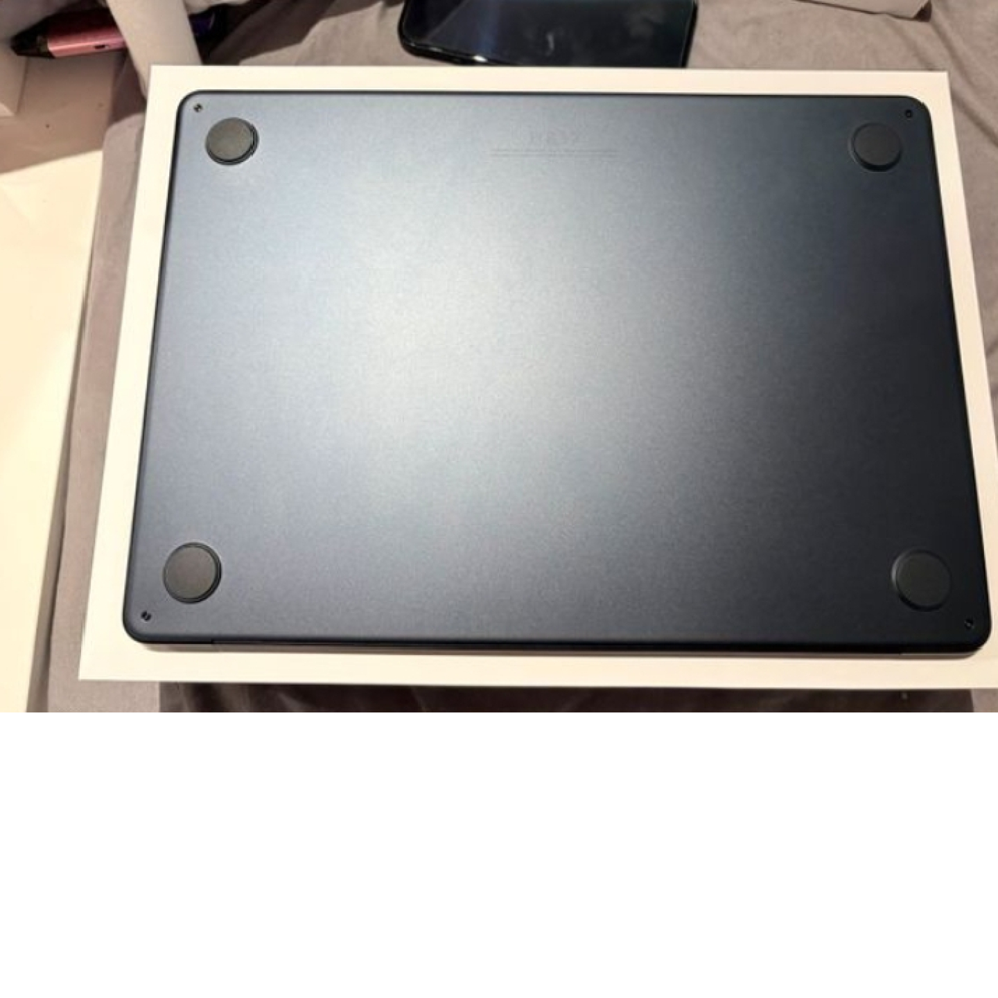 MacBook M4 