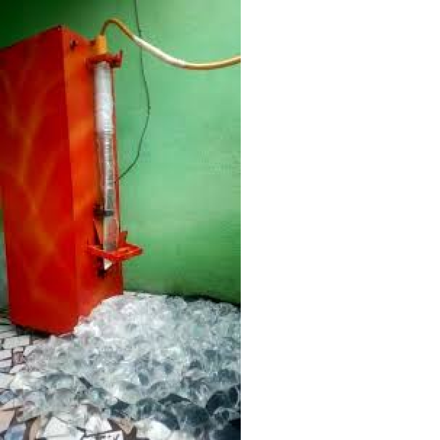 Vende des Machines à couper d'eaux 