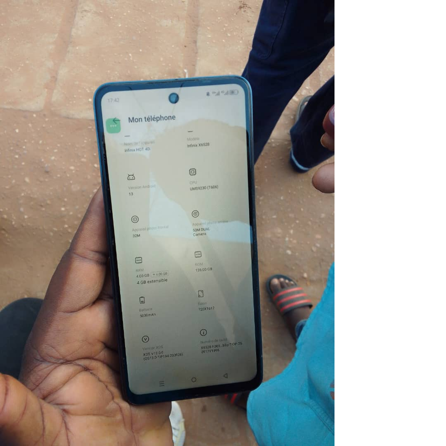 Infinix Hot 40i 
